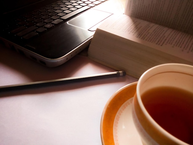 Materiały szkoleniowe i notatki